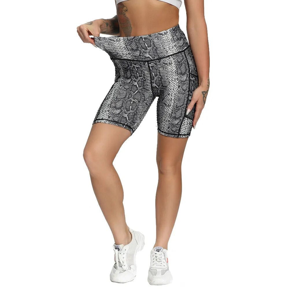 Snake Print Yoga Shorts - NouvFit