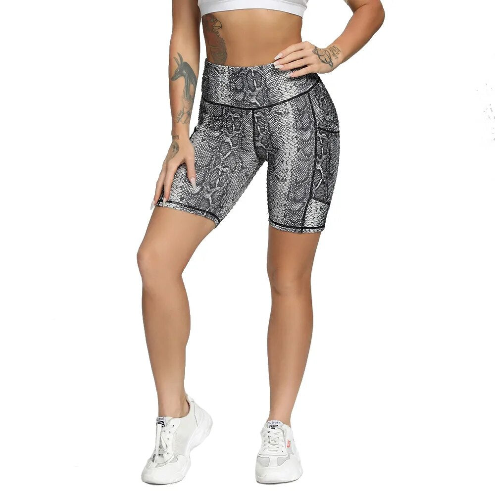 Snake Print Yoga Shorts - NouvFit