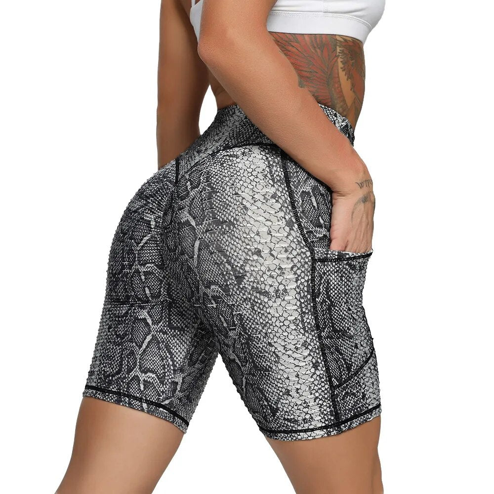 Snake Print Yoga Shorts - NouvFit